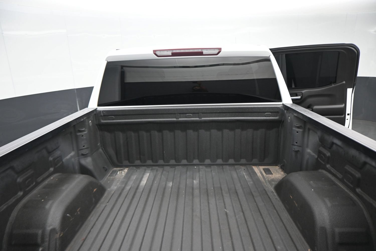 Used 2025 GMC Sierra 1500 Pro w/ Pro Value Package AWD/4WD image 3
