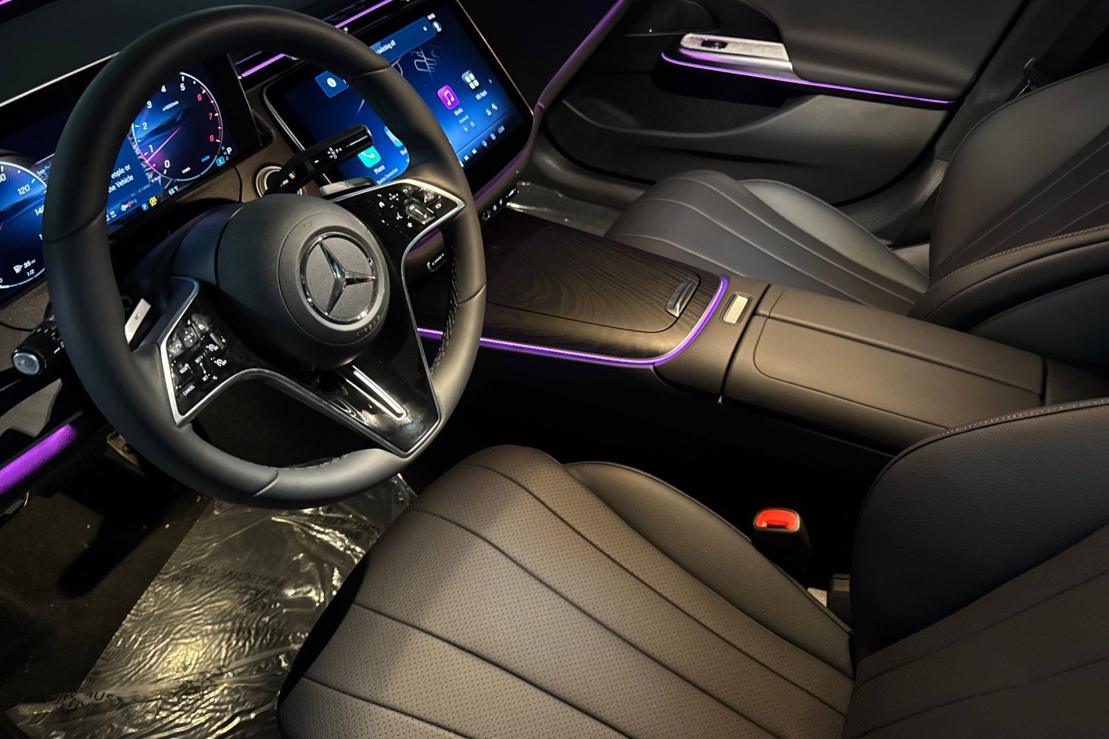 New 2026 Mercedes-Benz E 450 4MATIC Sedan image 4