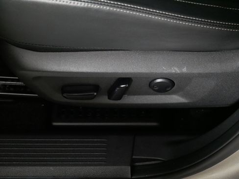 Used 2021 Nissan Rogue Platinum image 20