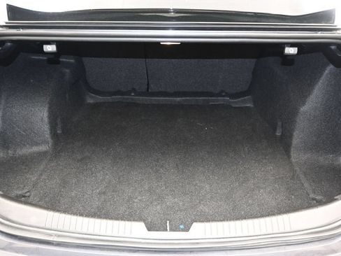 Used 2022 Chevrolet Malibu LT FWD image 13