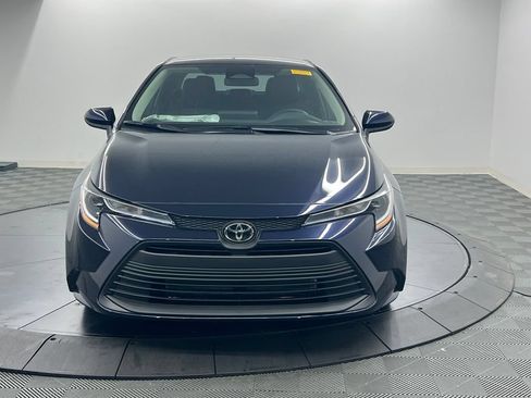 Used 2026 Toyota Corolla LE FWD image 6