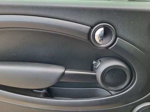 Used 2013 MINI Cooper Hardtop image 18