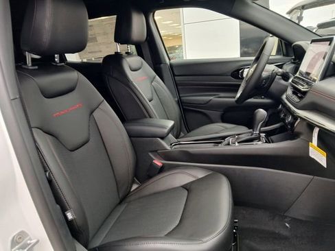 New 2026 Jeep Compass Trailhawk image 14