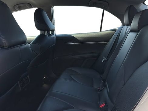 Used 2024 Toyota Camry XLE w/ Cold Weather Package FWD image 14