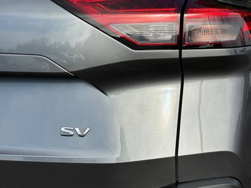 Used 2023 Nissan Rogue SV image 33