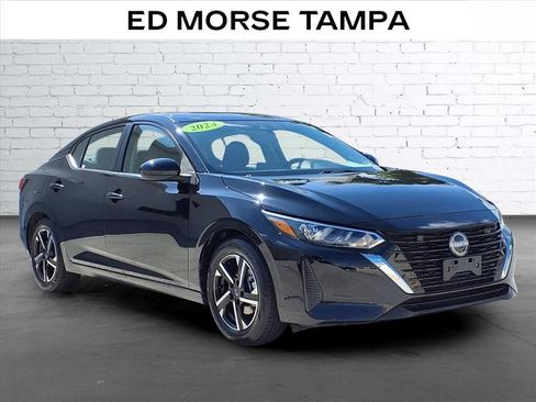 Used 2024 Nissan Sentra SV FWD image 5