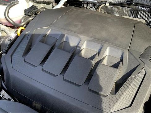 Certified 2021 Audi Q3 2.0T Premium Plus w/ Premium Plus Package image 33