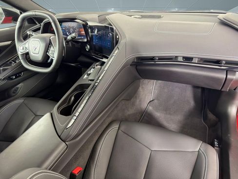 Used 2024 Chevrolet Corvette Stingray Preferred Conv w/ Stealth Interior Trim Package image 20