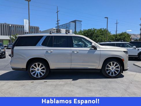 Used 2021 Cadillac Escalade Premium Luxury Platinum AWD/4WD image 2