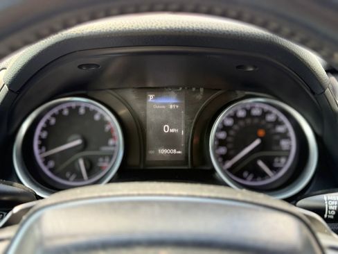 Used 2018 Toyota Camry SE w/ Convenience Package image 27