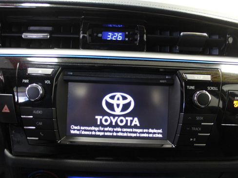 Used 2016 Toyota Corolla S FWD image 12