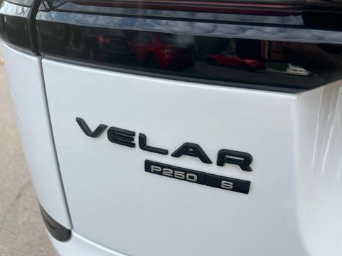 Used 2020 Land Rover Range Rover Velar R-Dynamic S AWD/4WD image 9