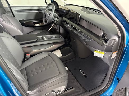 New 2026 Kia EV9 Wind AWD/4WD image 18