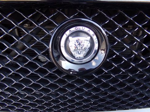 Used 2013 Jaguar XJ AWD image 55