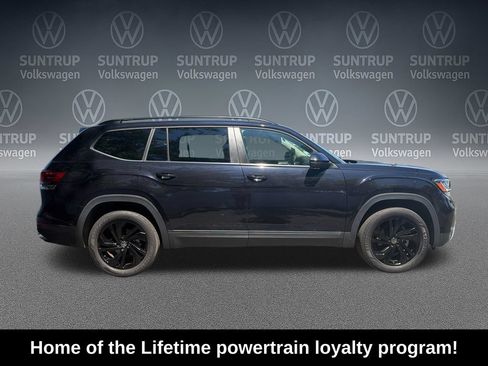 Used 2023 Volkswagen Atlas SE w/ Black Wheel Package FWD image 7