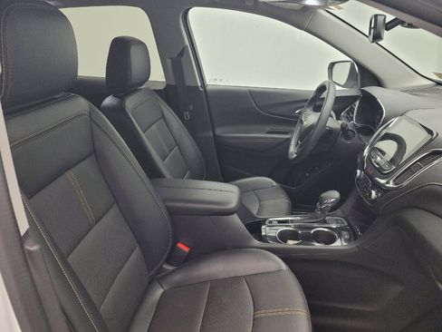 Used 2024 Chevrolet Equinox Premier AWD/4WD image 21