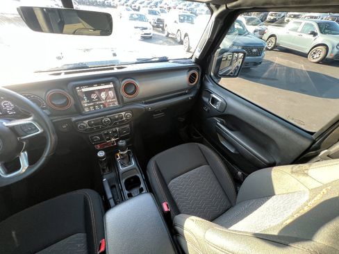 Used 2021 Jeep Gladiator Mojave image 22