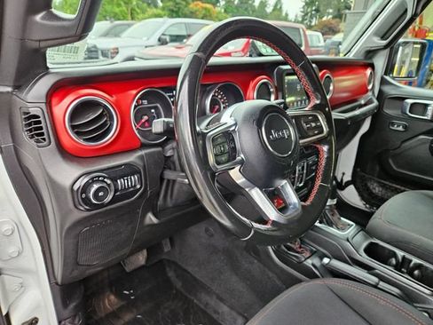 Used 2021 Jeep Wrangler Unlimited Rubicon AWD/4WD image 25