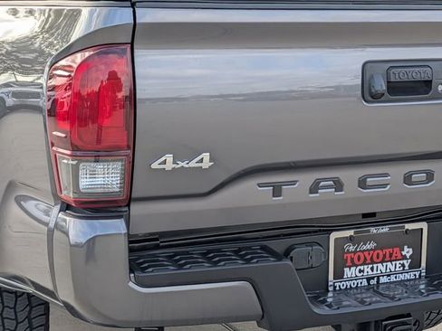 Used 2021 Toyota Tacoma SR image 7