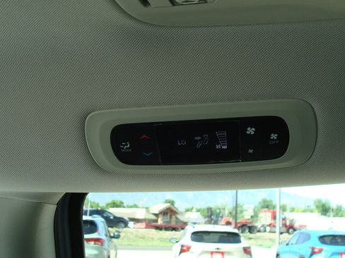 Used 2024 Chrysler Voyager LX FWD image 11
