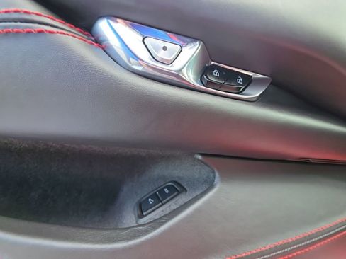 Used 2024 Chevrolet Corvette Stingray Premium Conv w/ Z51 Performance Package RWD image 25