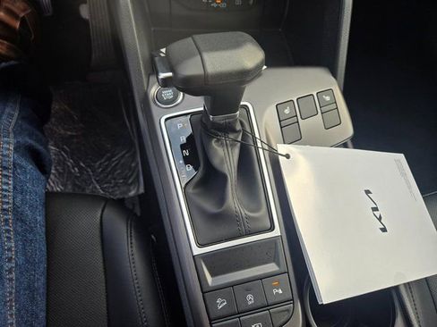 New 2026 Kia Sportage EX FWD image 11