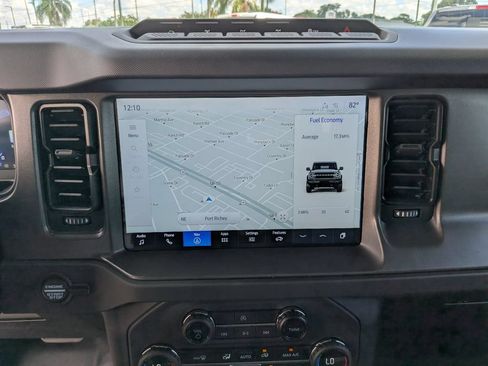 Used 2025 Ford Bronco Badlands AWD/4WD image 22