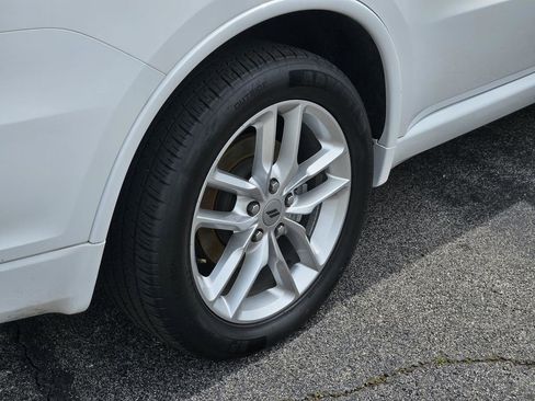 Used 2024 Dodge Durango GT RWD image 10