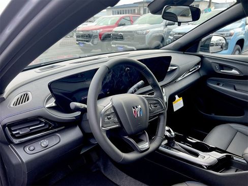 New 2026 Buick Envista Sport Touring image 10