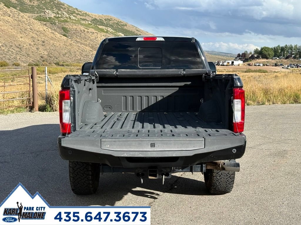 Used 2017 Ford F350 Lariat w/ Lariat Ultimate Package AWD/4WD image 5