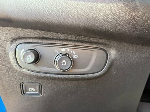Used 2024 GMC Terrain SLE w/ Driver Convenience Package AWD/4WD image 19