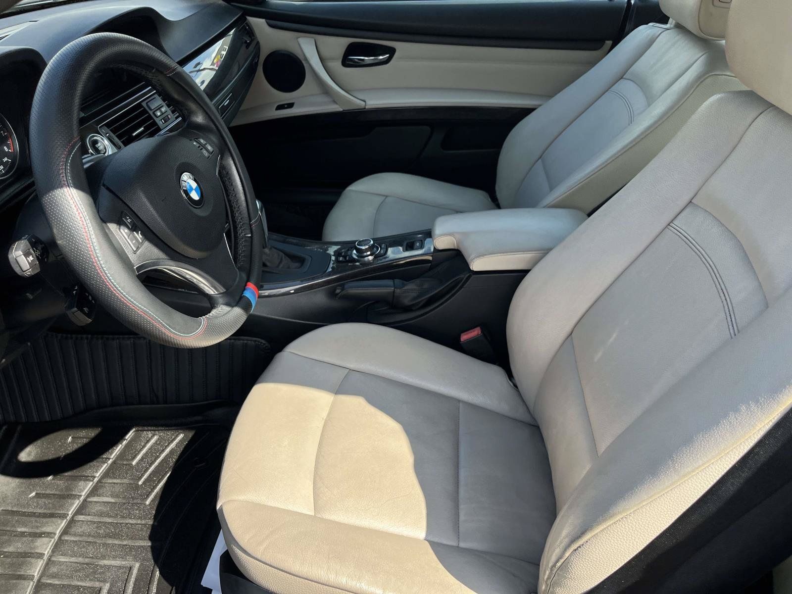Used 2013 BMW 328i Convertible RWD image 23