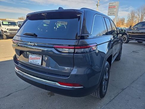 Used 2022 Jeep Grand Cherokee Limited 4xe w/ Luxury Tech Group II image 10