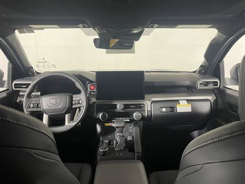 New 2026 Toyota 4Runner TRD Off-Road Premium AWD/4WD image 12