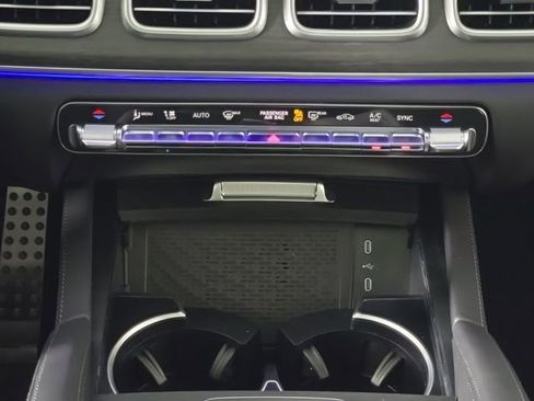 New 2026 Mercedes-Benz GLS 450 4MATIC image 23