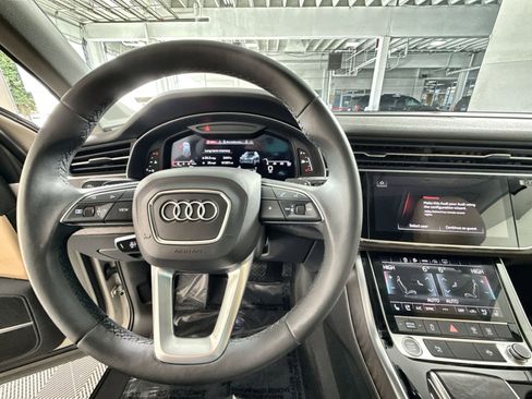 Used 2021 Audi Q7 2.0T Premium Plus w/ Executive Package image 16