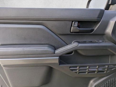 Certified 2024 Toyota Tacoma SR5 image 10