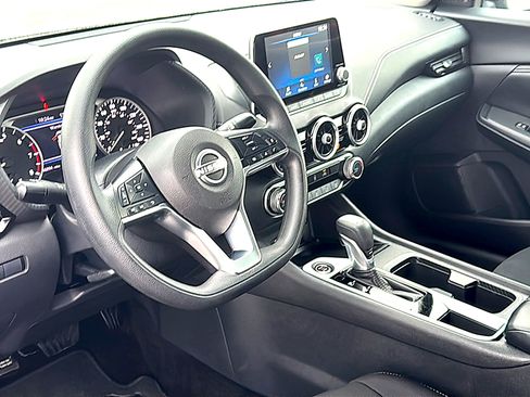 Used 2024 Nissan Sentra SV FWD image 12
