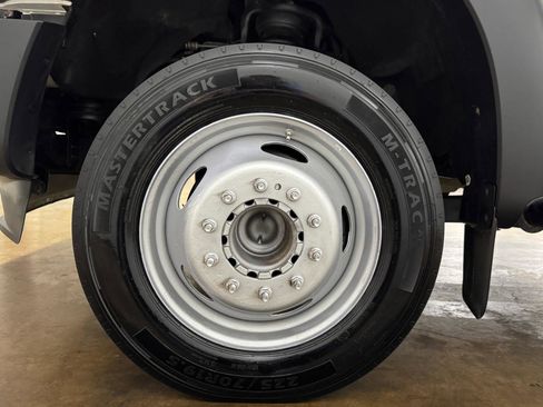 Used 2012 Ford F550 2WD Regular Cab Super Duty w/ Payload Upgrade Pkg image 38