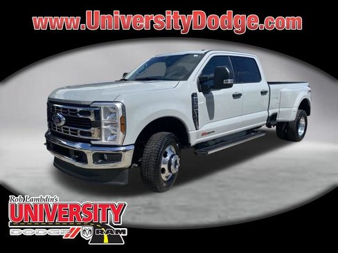 Used 2025 Ford F350 XLT w/ 360-Degree Camera Package AWD/4WD image 1