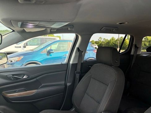 Used 2019 GMC Acadia SLE AWD/4WD image 18