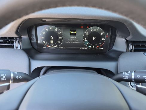 Certified 2025 Land Rover Discovery Sport S image 18