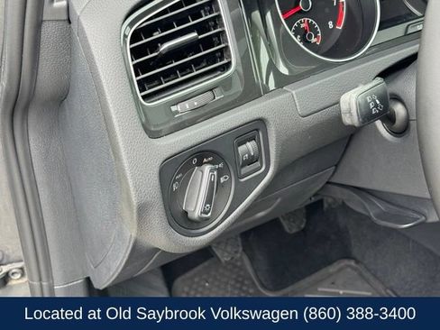 Used 2018 Volkswagen Golf SE FWD image 34