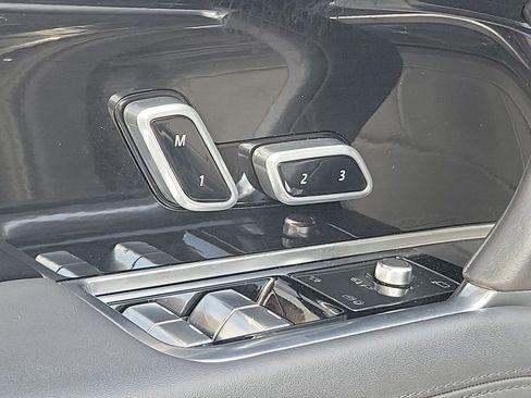 Used 2023 Land Rover Range Rover SE image 26