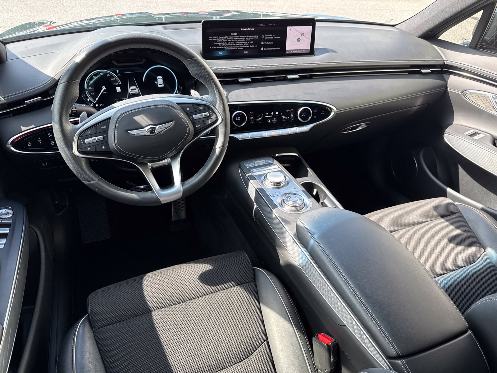 Used 2024 Genesis GV70 2.5T w/ Sport Prestige Package AWD/4WD image 18