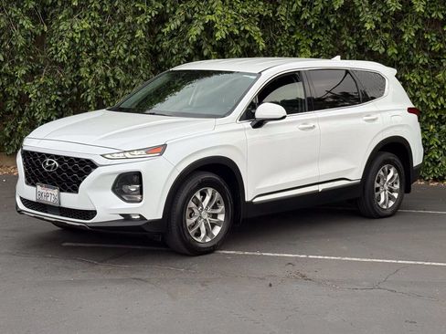 Used 2019 Hyundai Santa Fe SEL FWD image 4