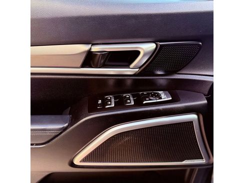 Used 2020 Kia Telluride S AWD/4WD image 22