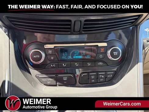 Used 2014 Ford Escape Titanium w/ Equipment Group 401A AWD/4WD image 30