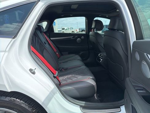 Used 2025 Genesis G80 3.5T Sport image 17