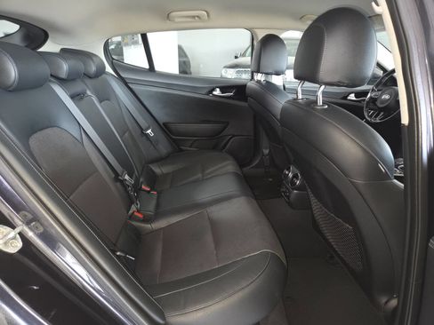 Used 2019 Kia Stinger AWD/4WD image 24